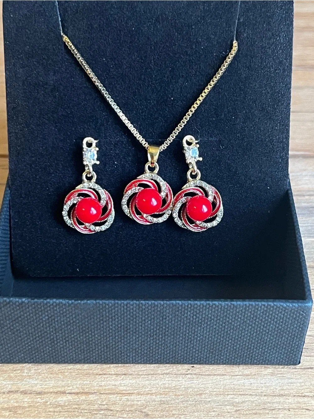 Gold-Tone Red Stone Center Pendant Necklace & Earrings Set-NWOT